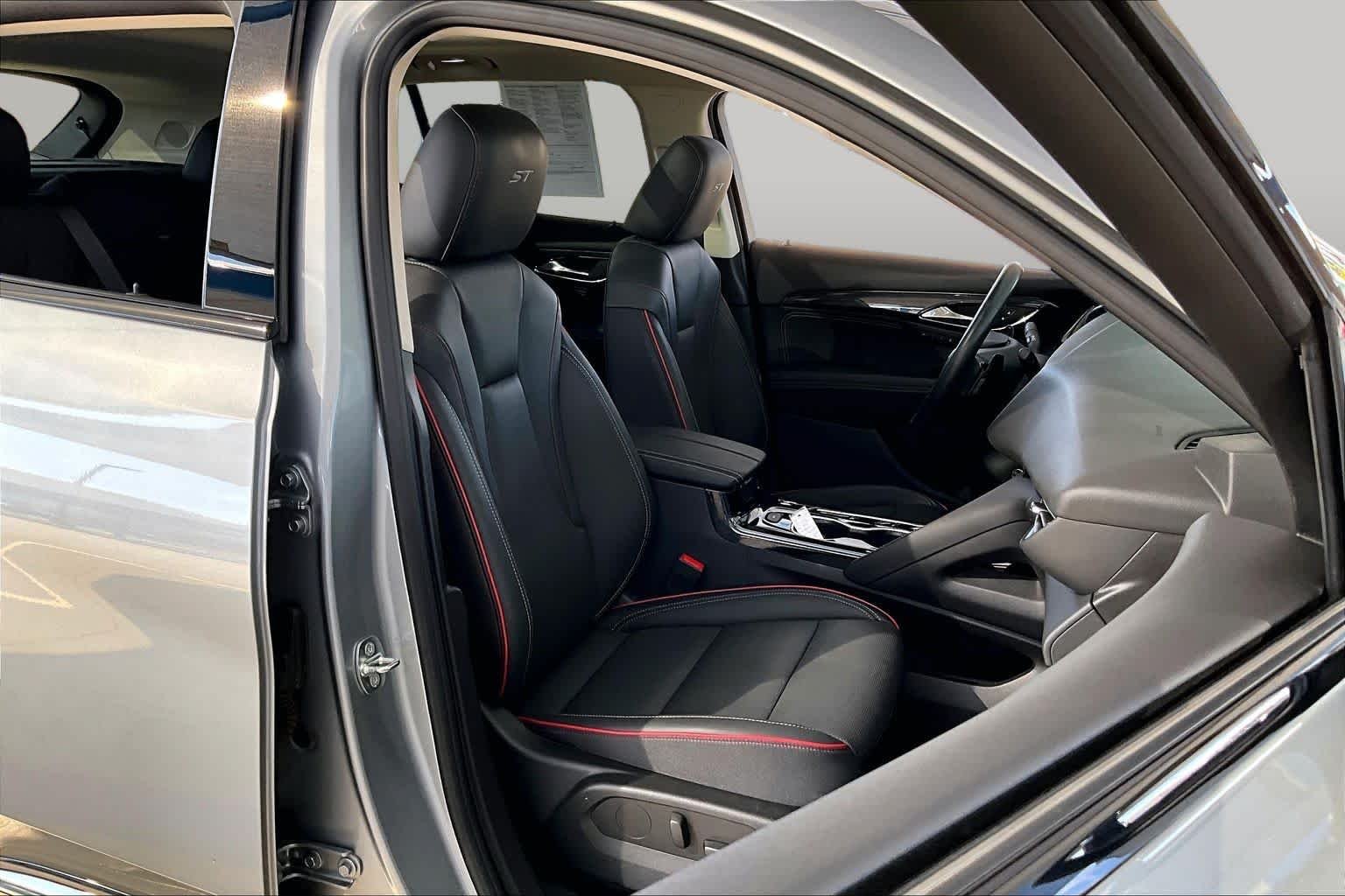 Used 2023 Moonstone Gray Metallic Buick Essence image 9