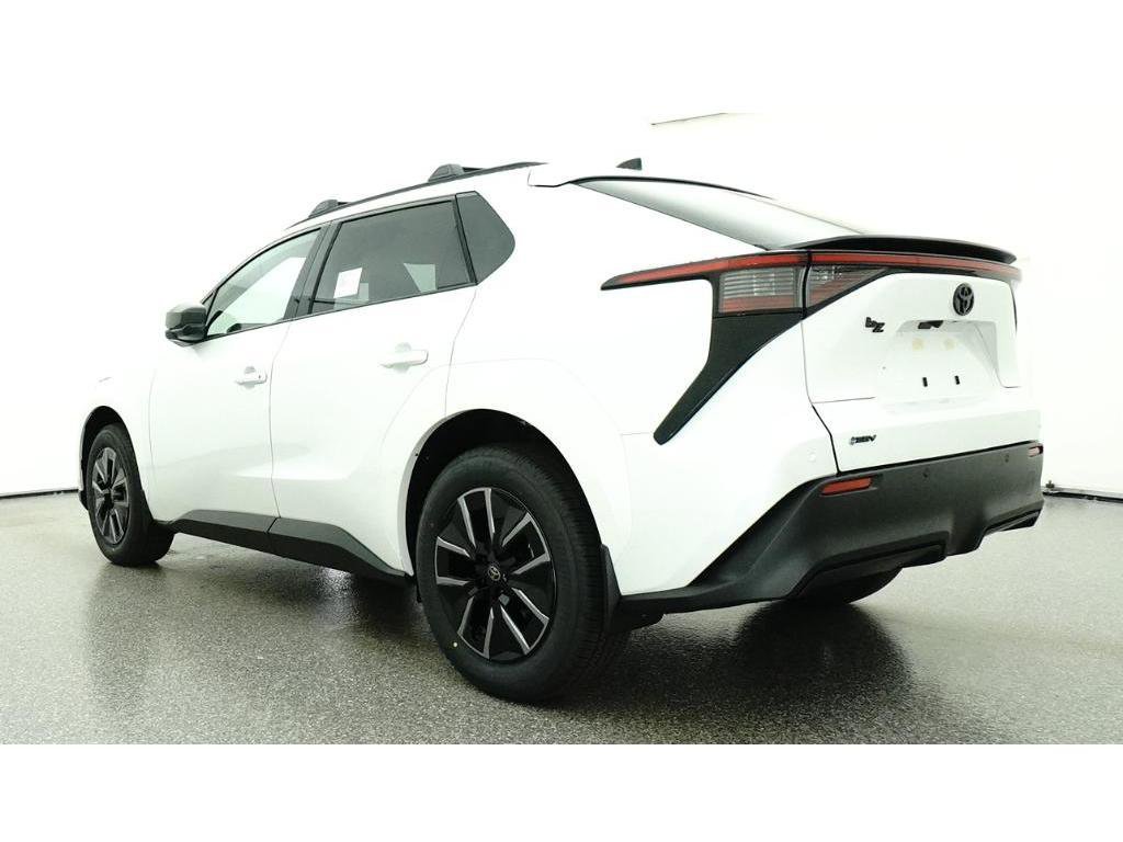New 2026 Wind Chill Pearl Toyota XLE image 21