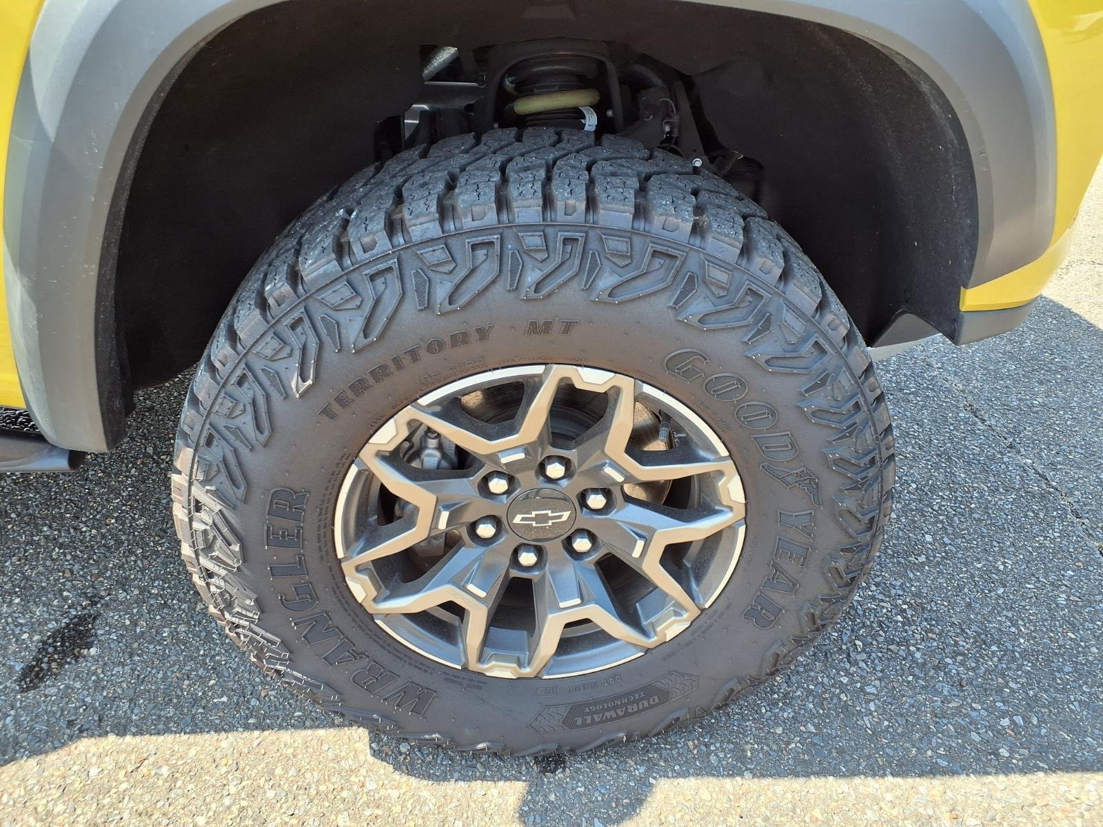 Certified Used 2023 Yellow Chevrolet 4WD ZR2 image 13