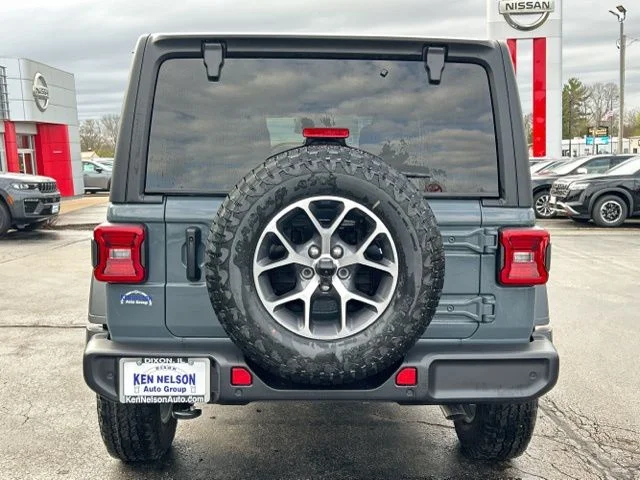 New 2026 Anvil Clear-Coat Exterior Paint Jeep Sport S image 8