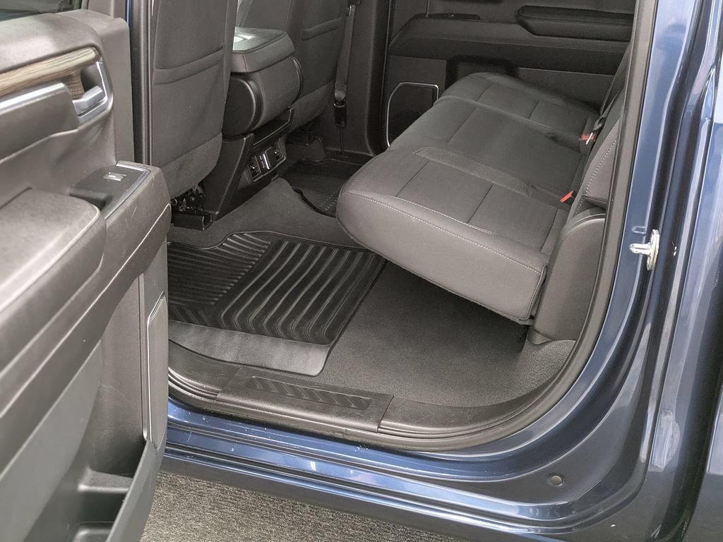 2023 Chevrolet Silverado 1500 LT - Photo 30