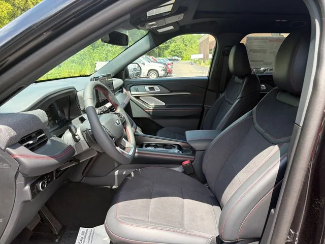 New 2026 Agate Black Metallic Ford ST image 11