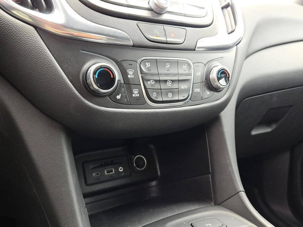 Used 2023 Gray Chevrolet LT image 25