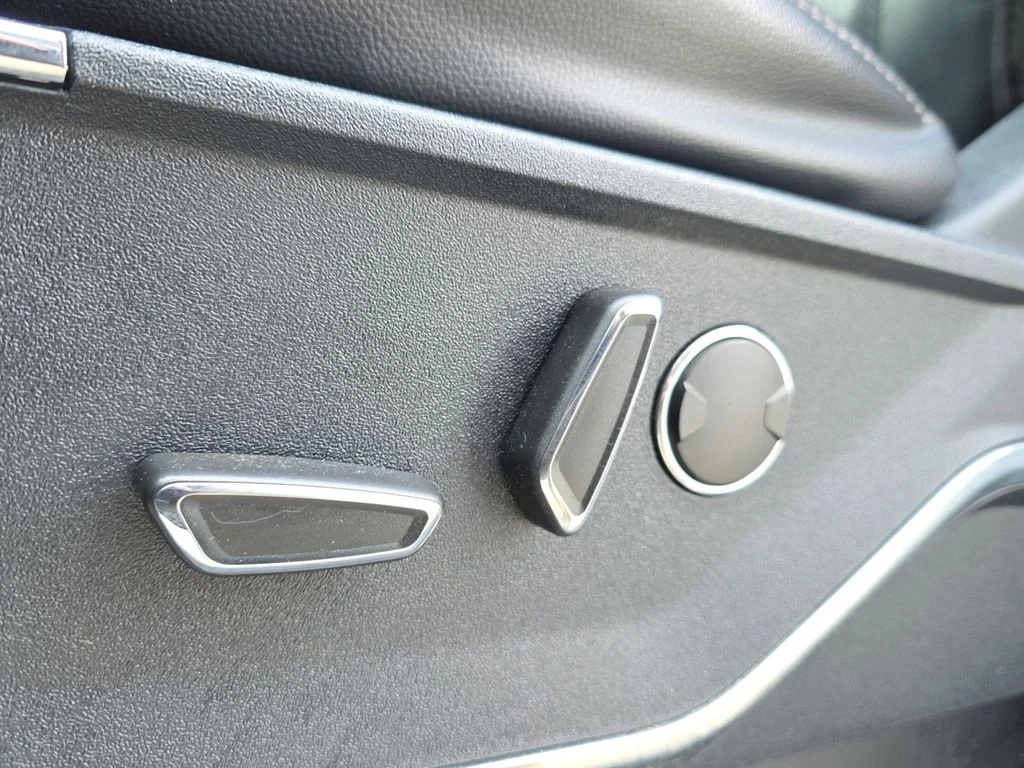 Used 2021 Gray Ford Lariat image 34