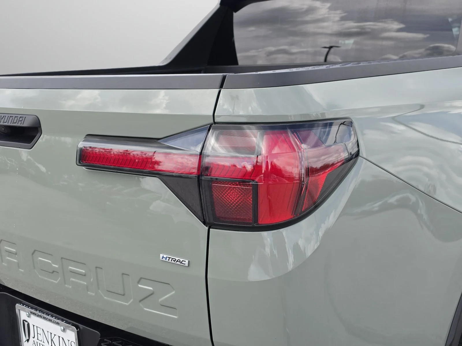 Used 2024 Green Hyundai SE image 35
