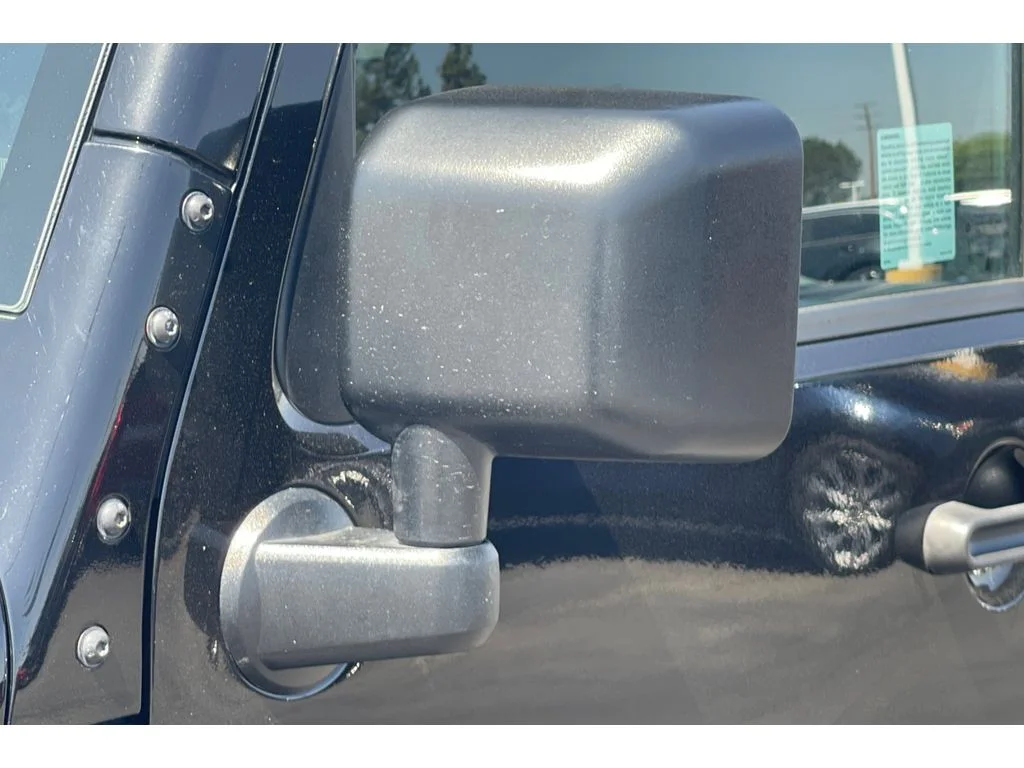 Used 2017 Black Clearcoat Jeep Sahara image 45
