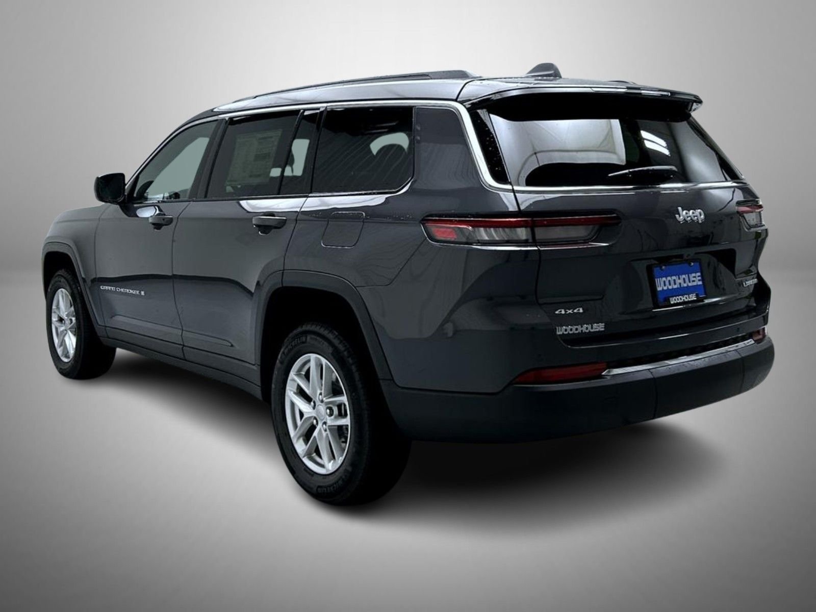 New 2026 Baltic Gray Metallic Clear-Coat Exterior Paint Jeep Laredo image 7