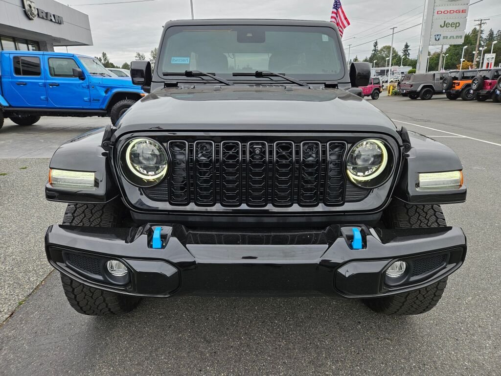 Used 2024 Black Clear Coat Jeep High Altitude 4xe image 8