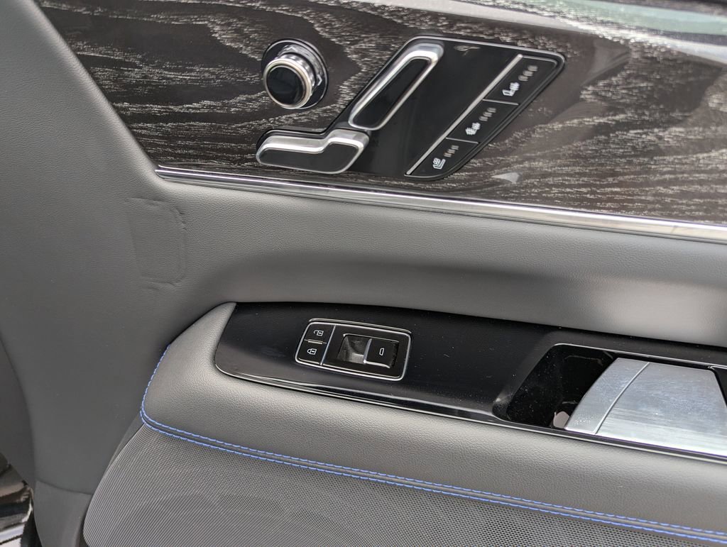 2026 Cadillac Escalade IQL Luxury - Photo 78