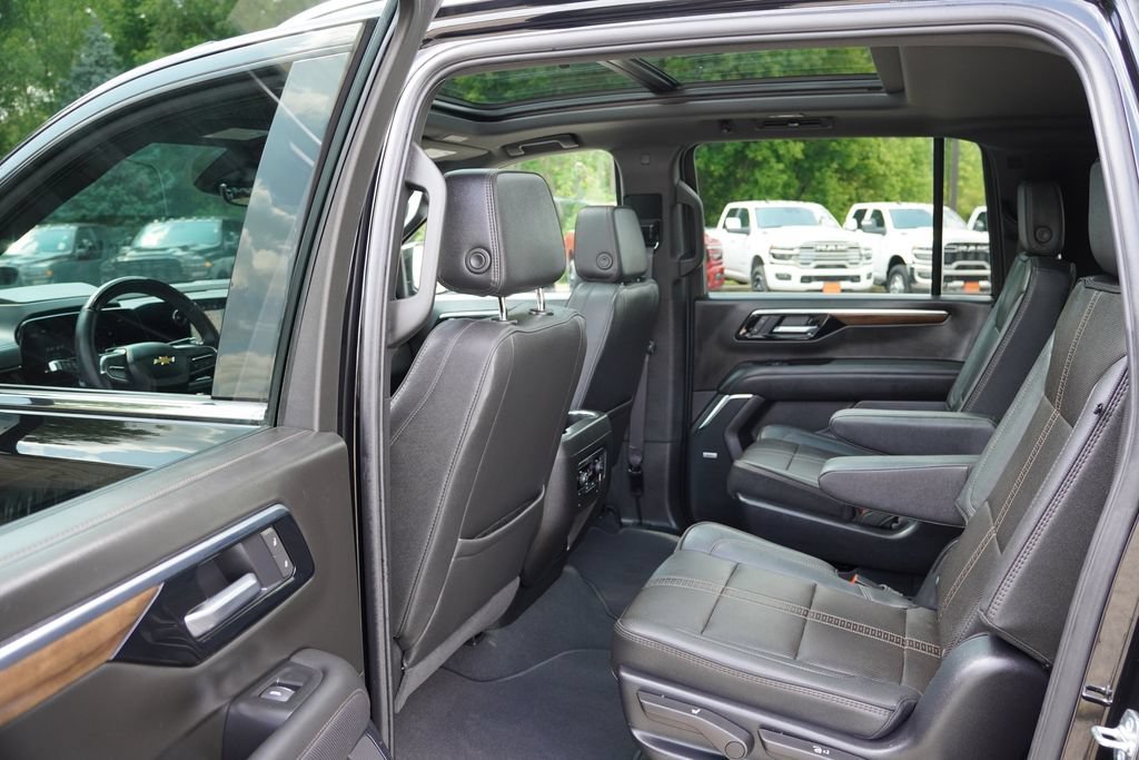 2026 Chevrolet Suburban High Country - Photo 17