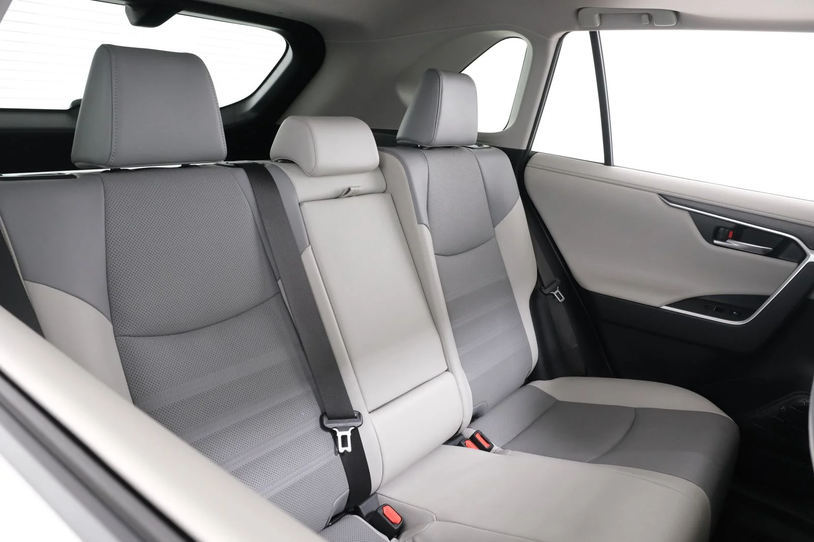 Used 2019 Silver Toyota Limited image 40
