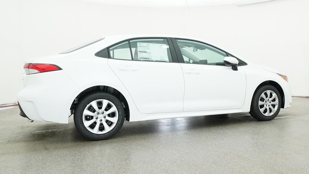 New 2026 Ice Cap Toyota LE image 43