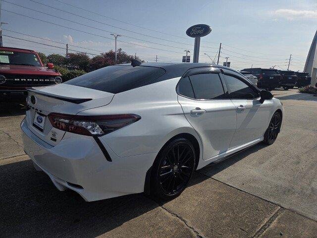Used 2024 Wind Chill Pearl / Midnight Black Metallic Toyota XSE V6 image 5