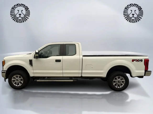Used 2017 Oxford White Ford XL image 10