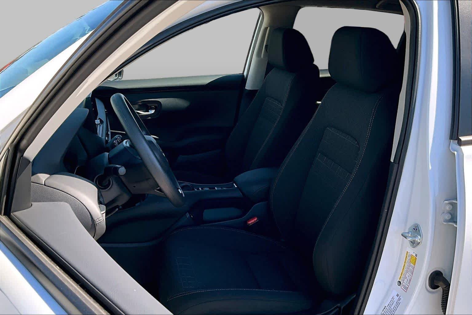 2026 Honda HR-V LX - Photo 8