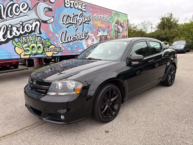 Used 2013 Black Dodge SXT image 3