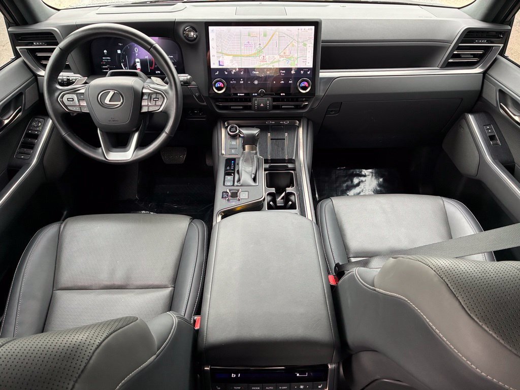 Used 2024 Silver Lexus 550 Luxury image 4