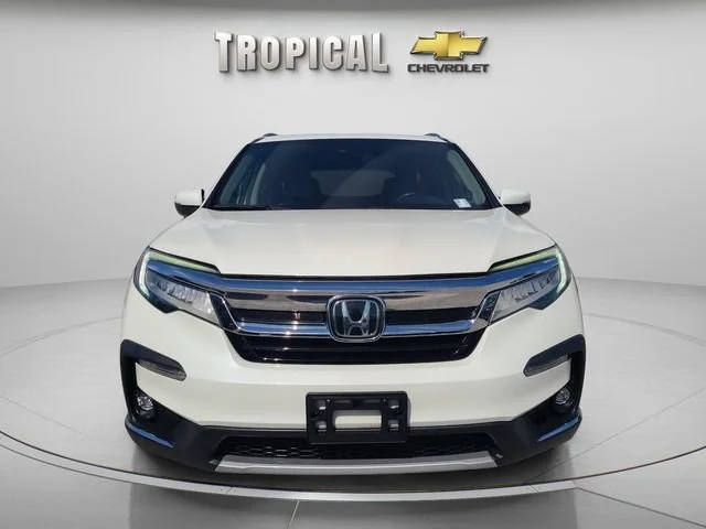 Used 2019 White Honda Touring 7-Passenger image 8