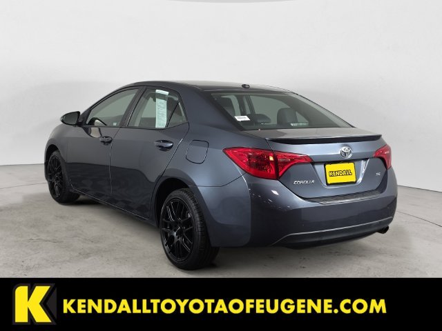 Used 2018 Gray Toyota SE image 7