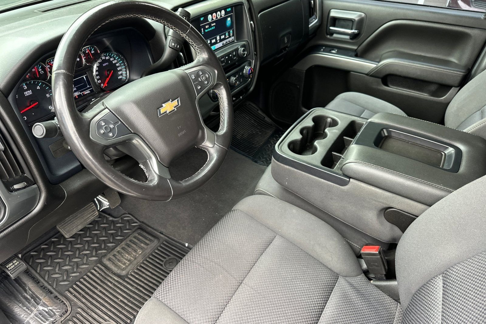 2018 Chevrolet Silverado 1500 LT - Photo 10