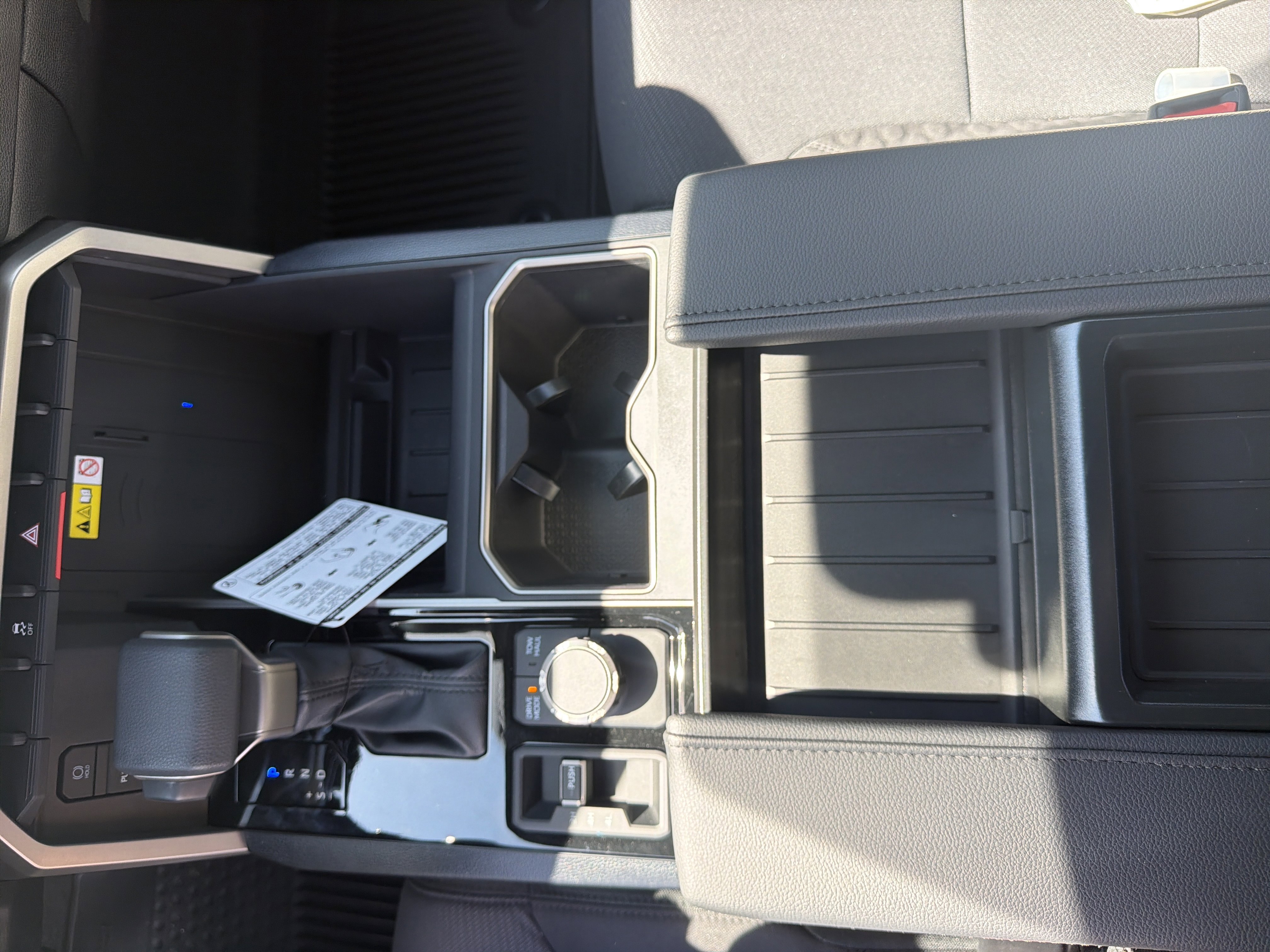 2026 Toyota Tundra SR5 - Photo 17
