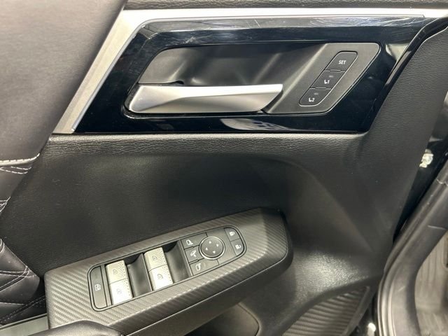 Used 2024 Black Diamond Mitsubishi SEL image 24