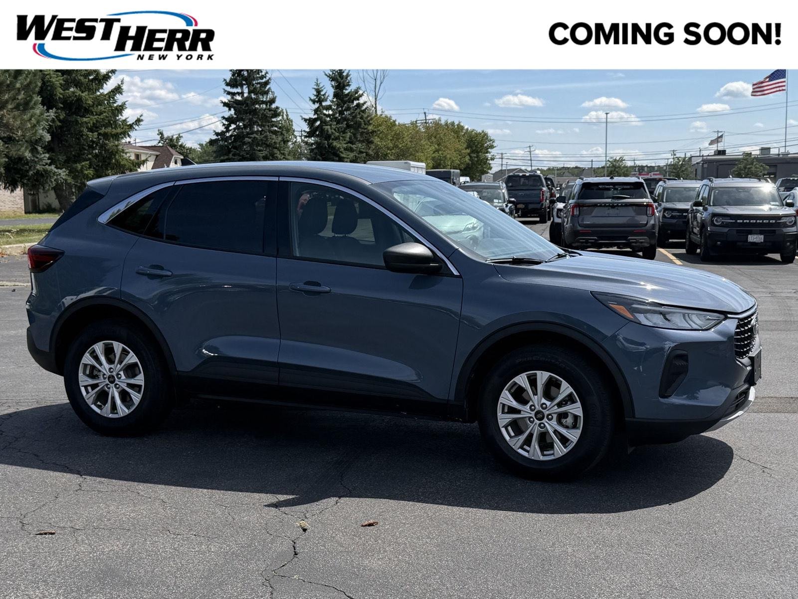 Used 2024 Vapor Blue Ford Active image 1