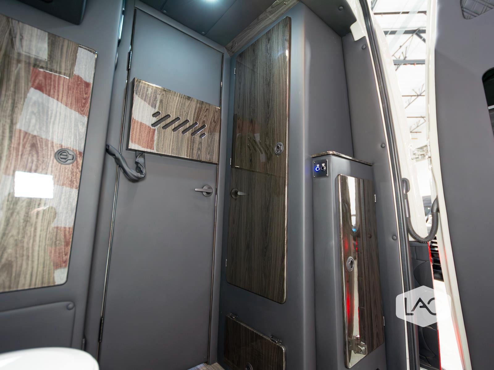 New 2026 Stone Gray OGV Luxury Coach AWD*ADV PKG w/ 540ah ADV-3.1 Acc PKG image 33