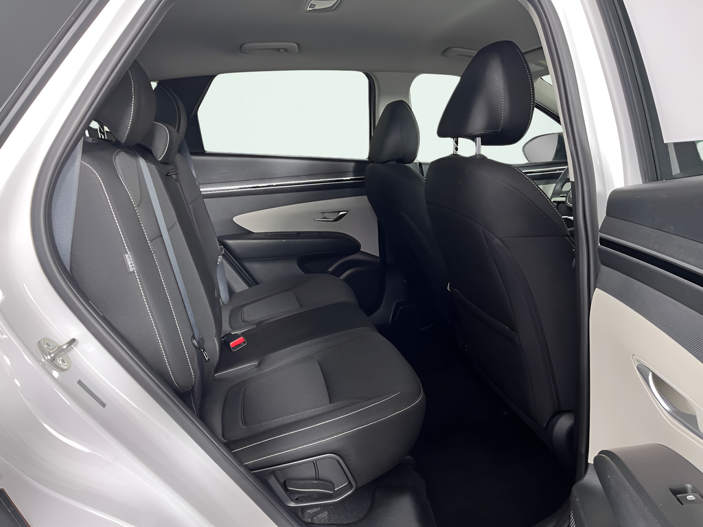 Used 2024 White Pearl Hyundai SEL image 14