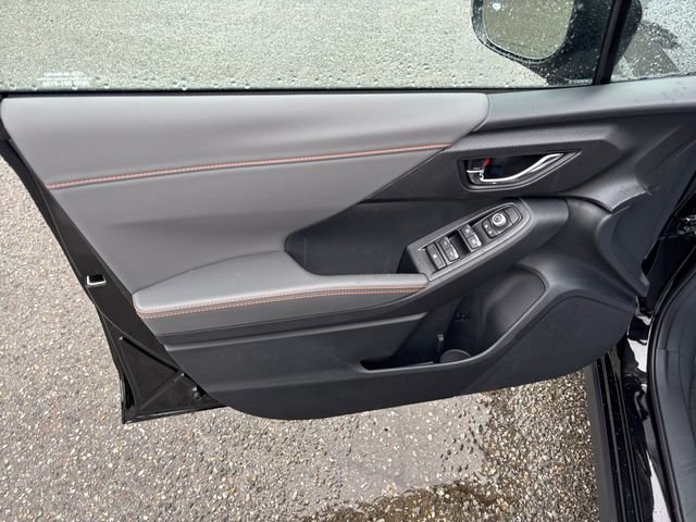 New 2026 CRYSTAL BLACK SILICA Subaru Limited image 27