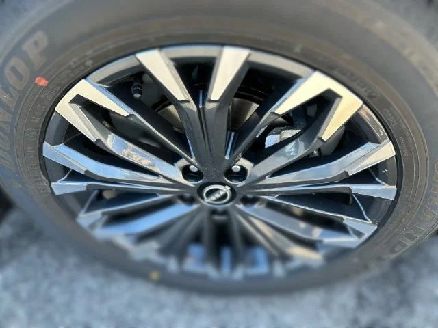 New 2026 Scarlet Ember Tintcoat Nissan Platinum image 21