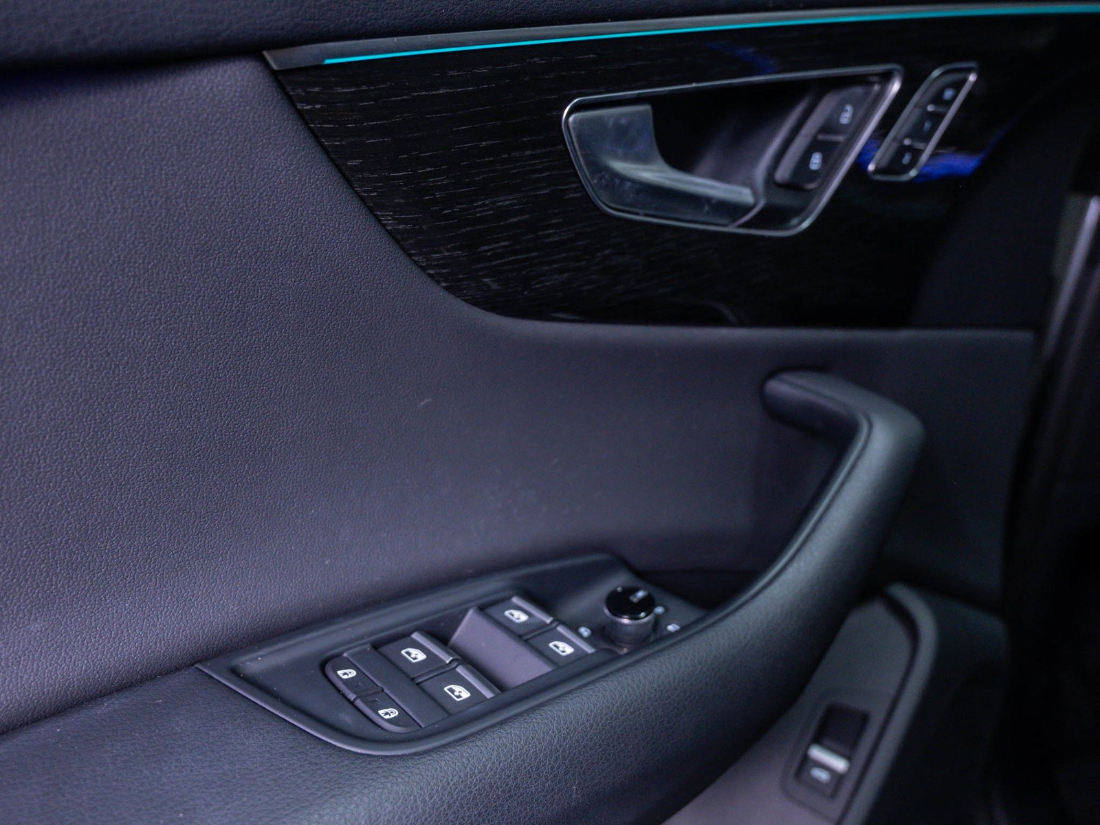 Used 2019 Daytona Gray Pearl Audi Prestige image 18
