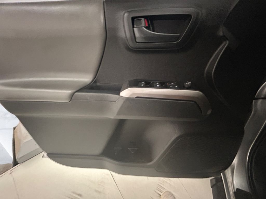 Used 2023 Silver Toyota SR5 image 12