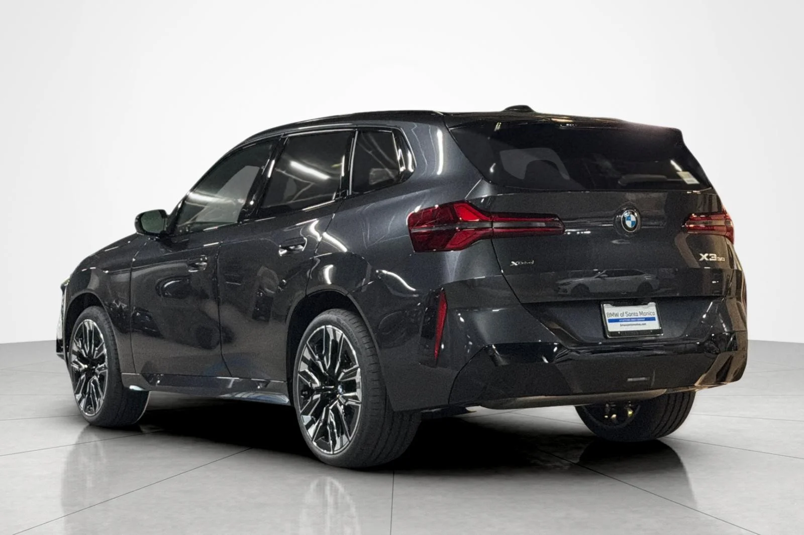 New 2026 Dark Graphite Metallic BMW 30 xDrive image 3