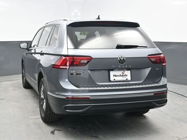 Used 2022 Gray Volkswagen 2.0T SE image 5