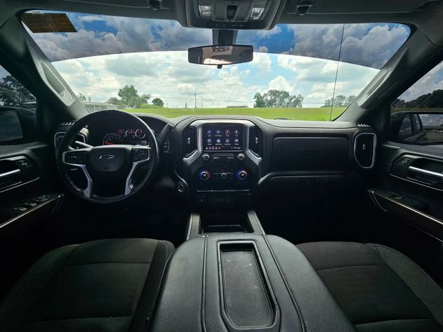 Used 2019 Black Chevrolet RST image 12