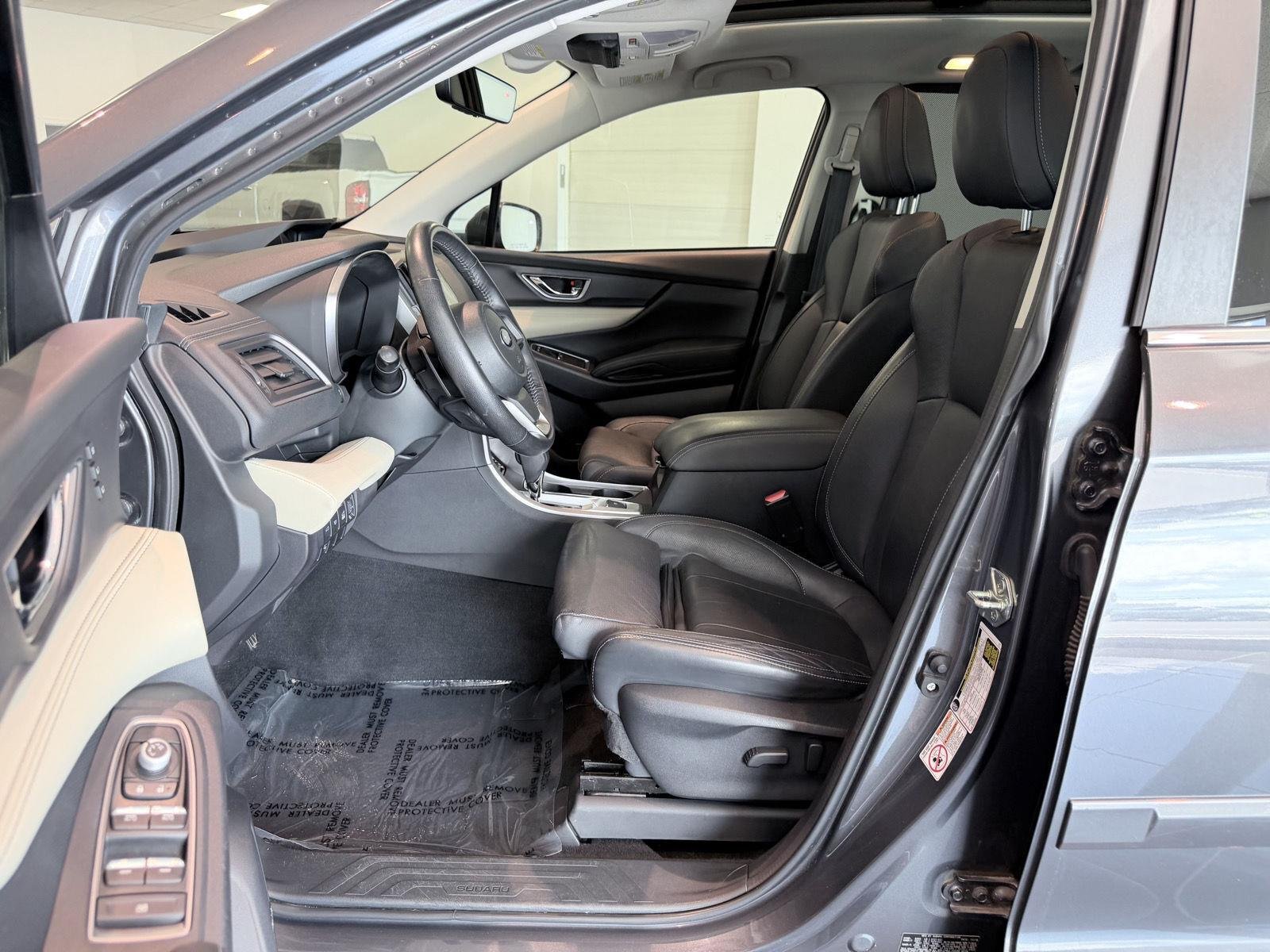 Used 2020 Magnetite Gray Metallic Subaru Limited image 36