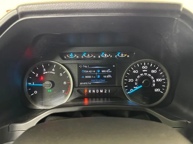 Used 2015 Ingot Silver Metallic Ford XLT image 17