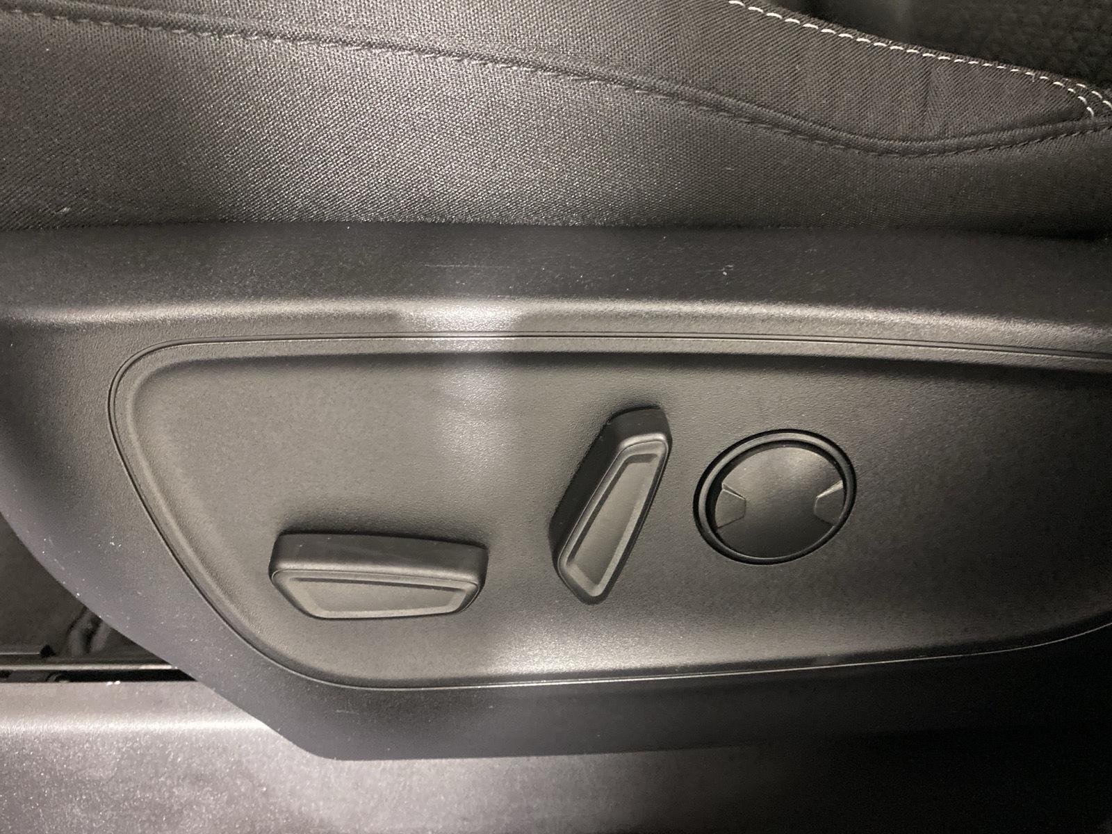 Used 2024 Vapor Blue Ford Active image 14