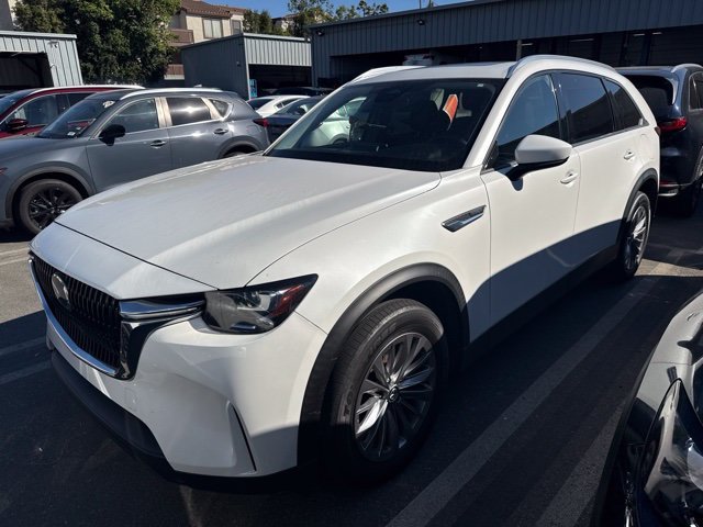 Used 2024 White Mazda Preferred image 2