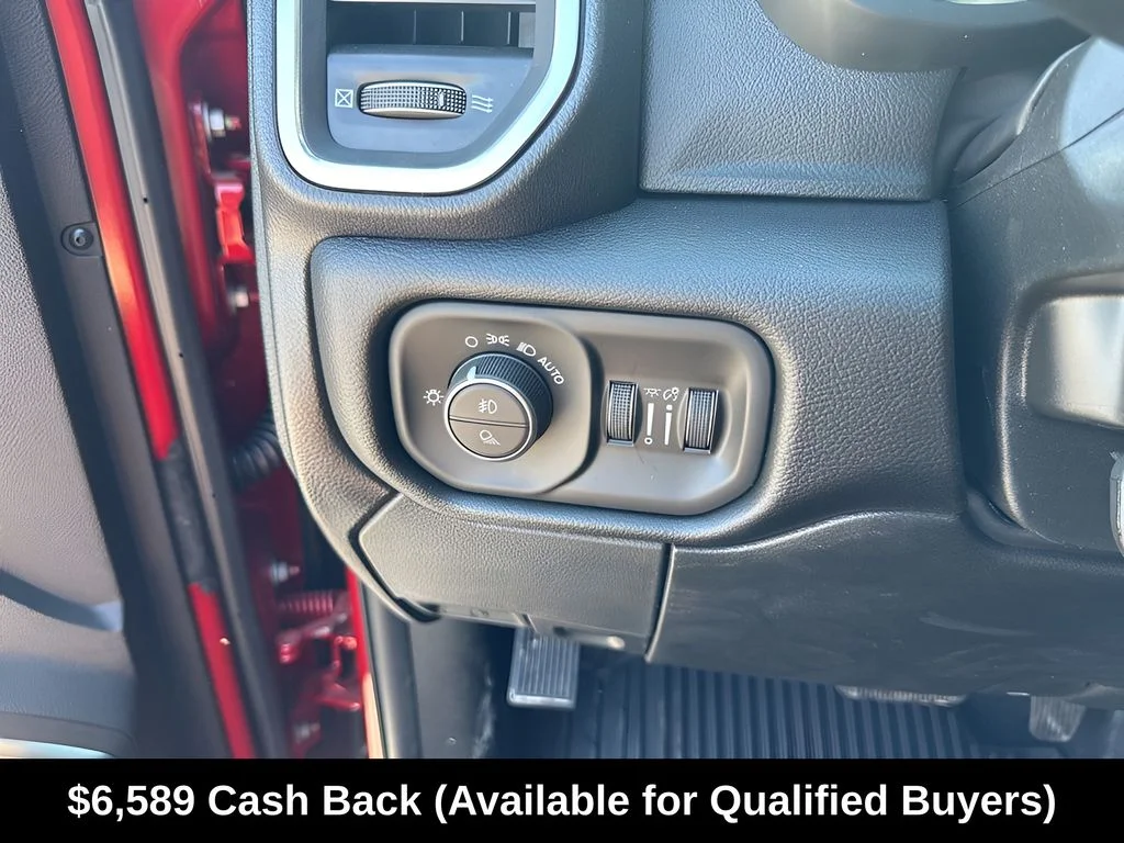 New 2026 Molten Red Pearl-Coat Exterior Paint RAM Laramie image 30