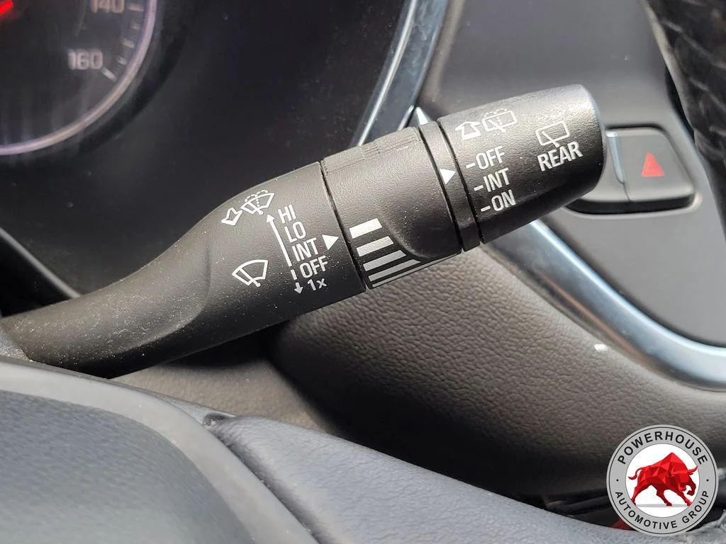 Used 2020 White Chevrolet LT image 30