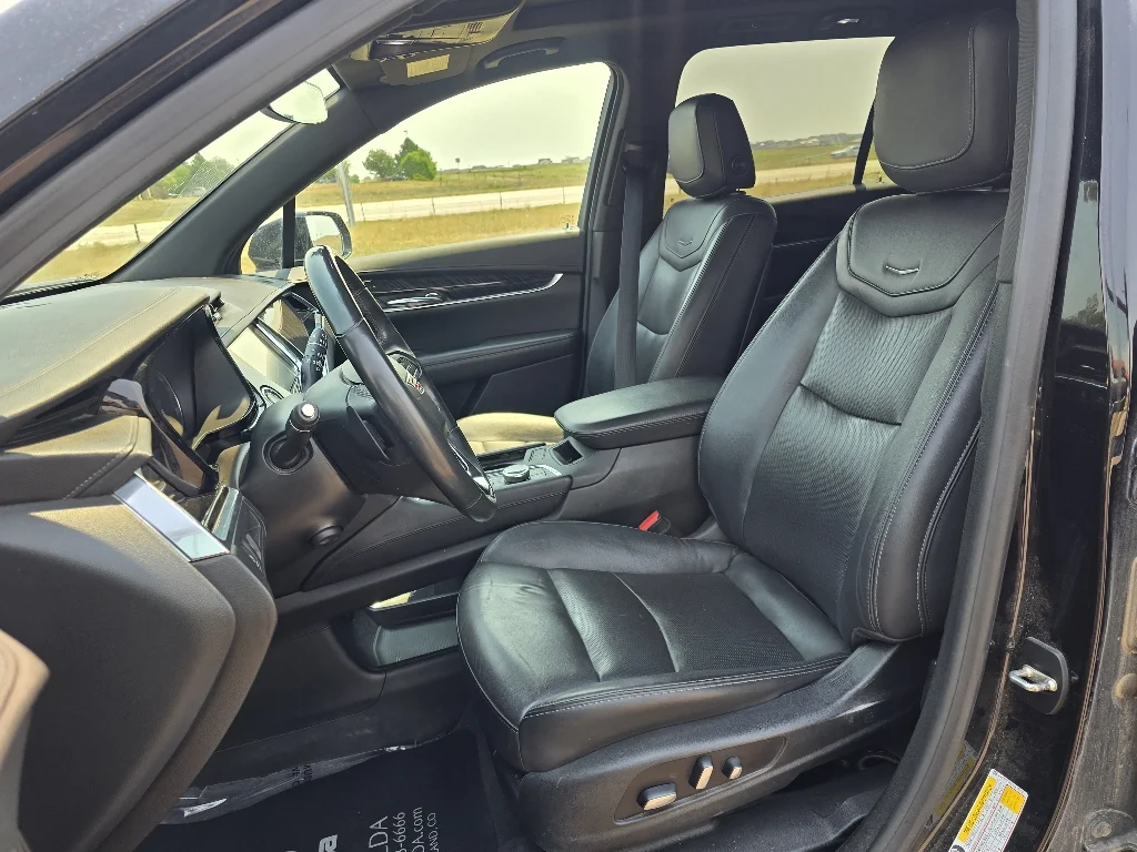 Used 2020 Stellar Black Metallic Cadillac AWD Premium Luxury image 13