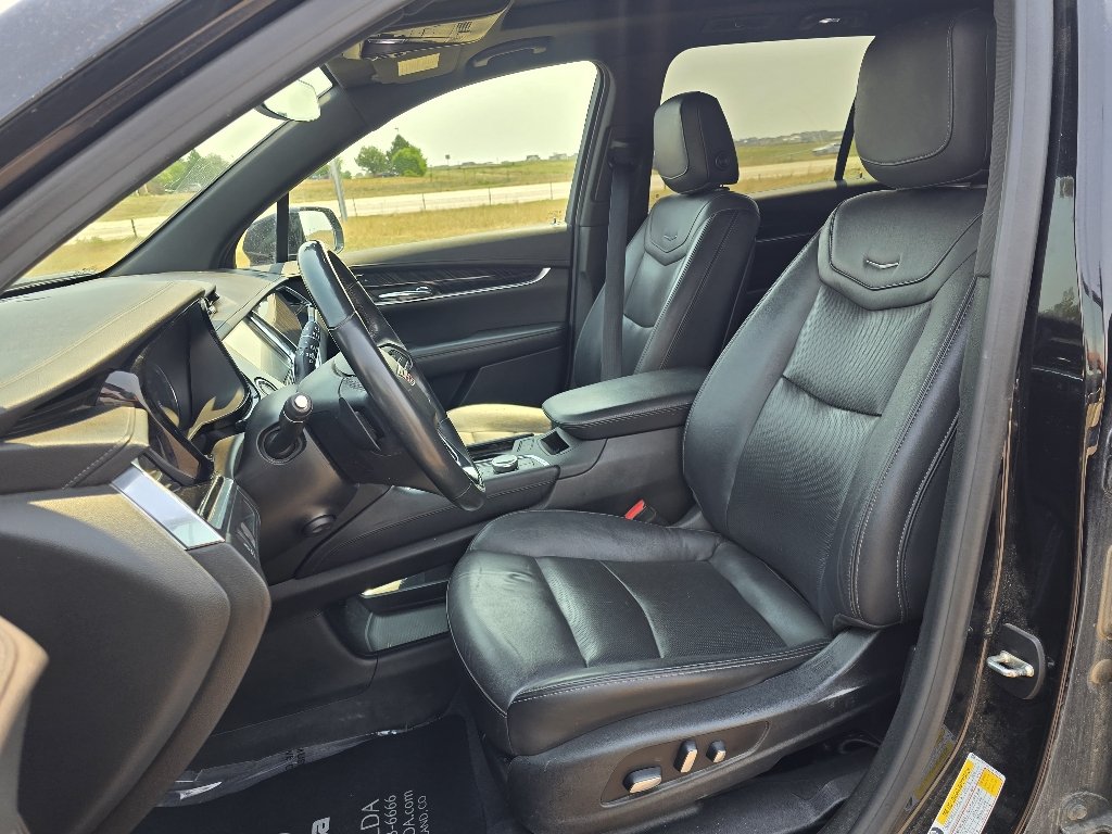 Used 2020 Stellar Black Metallic Cadillac AWD Premium Luxury image 13
