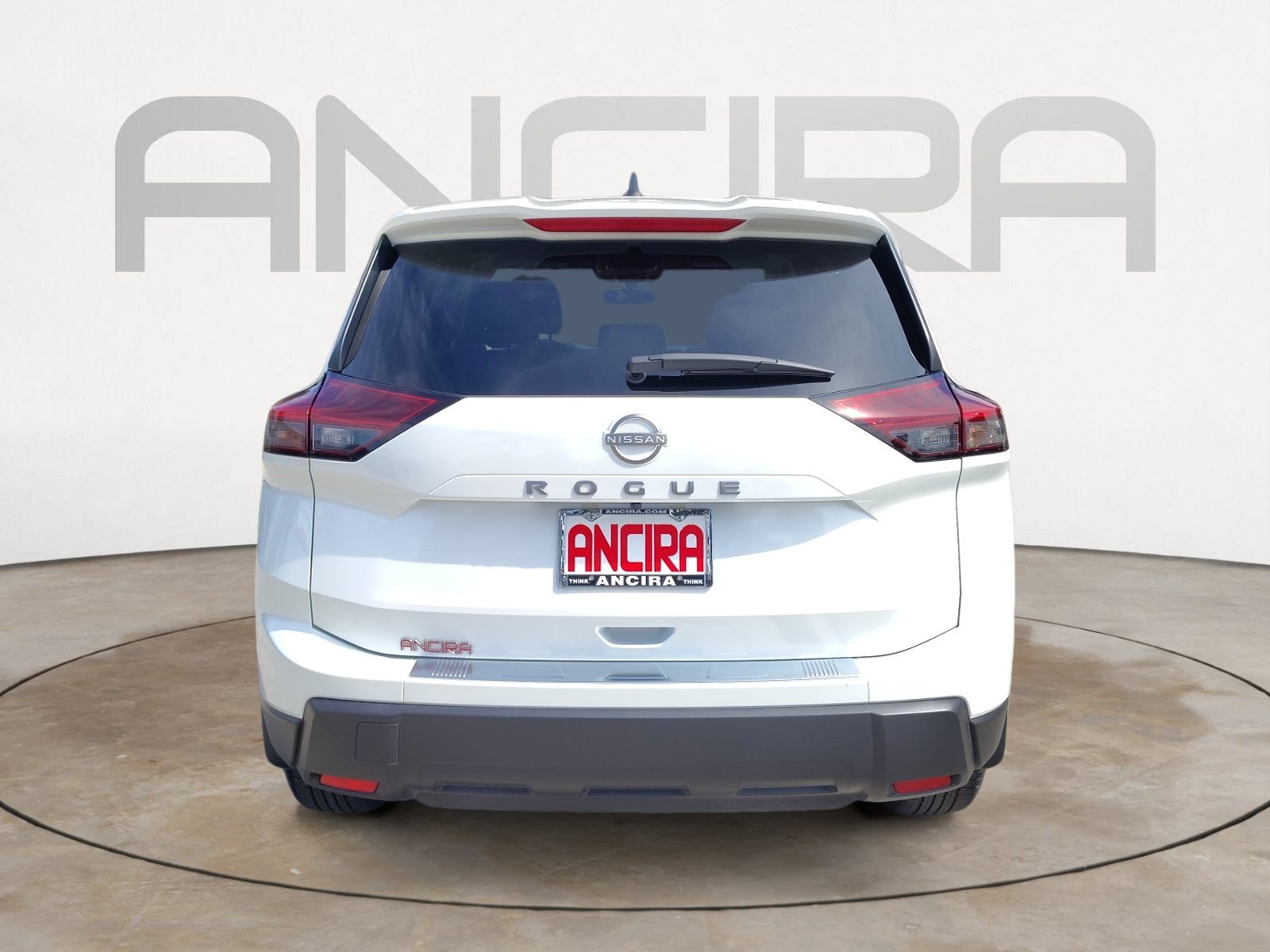 Certified Used 2026 Everest White Pearl Tricoat Nissan SV image 11