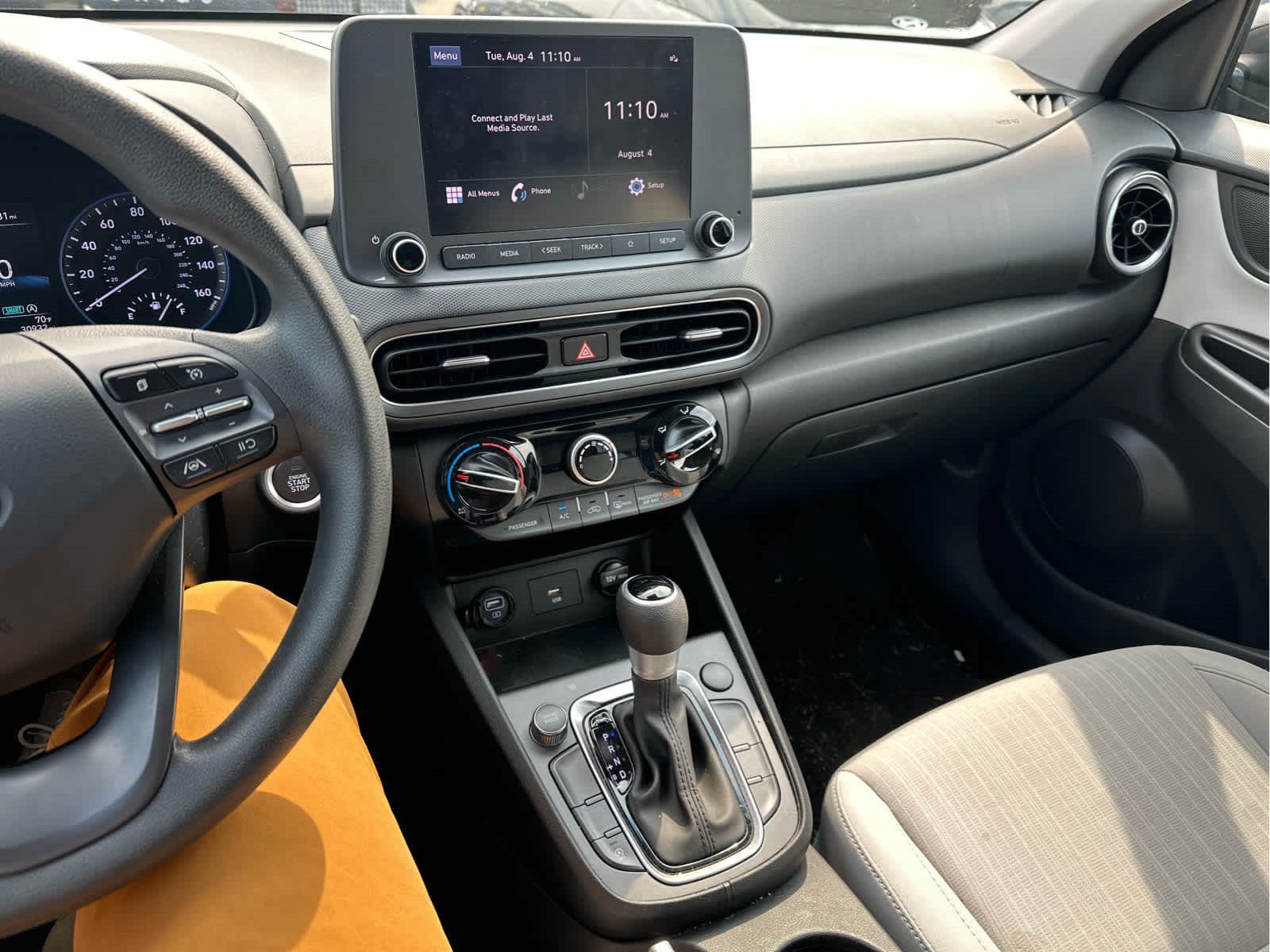 Used 2023 Abyss Black Pearl Hyundai SEL image 11