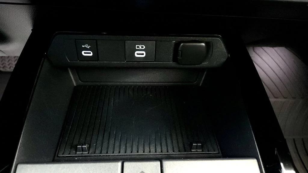 Certified Used 2023 Beige Toyota Limited image 34
