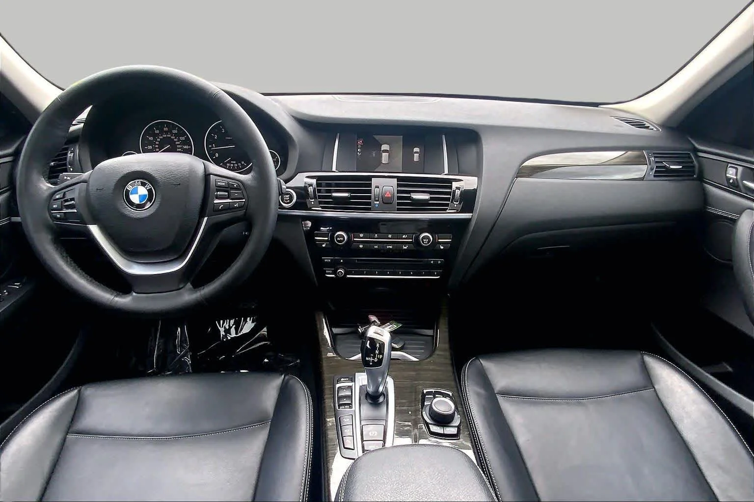 Used 2015 Alpine White BMW xDrive28i image 16