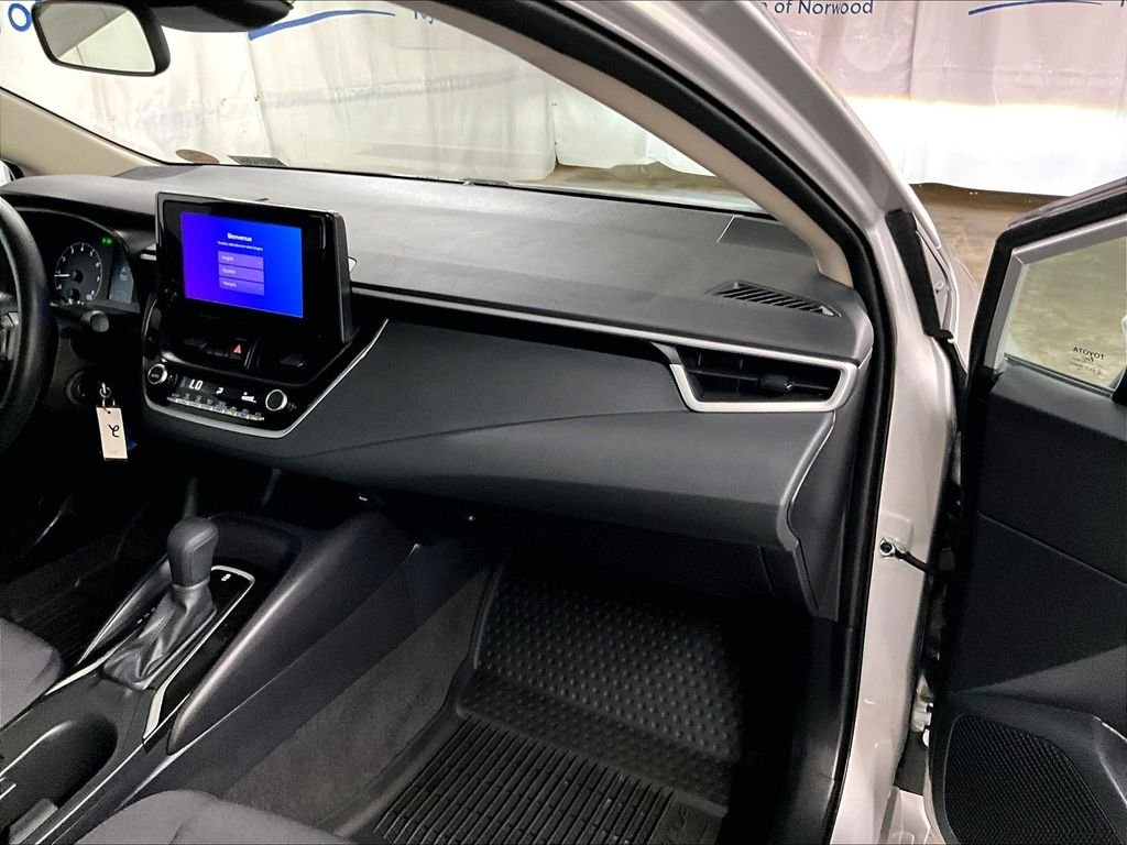 Used 2025 Silver Toyota LE image 13