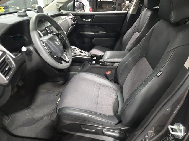 Used 2018  Honda Base image 13